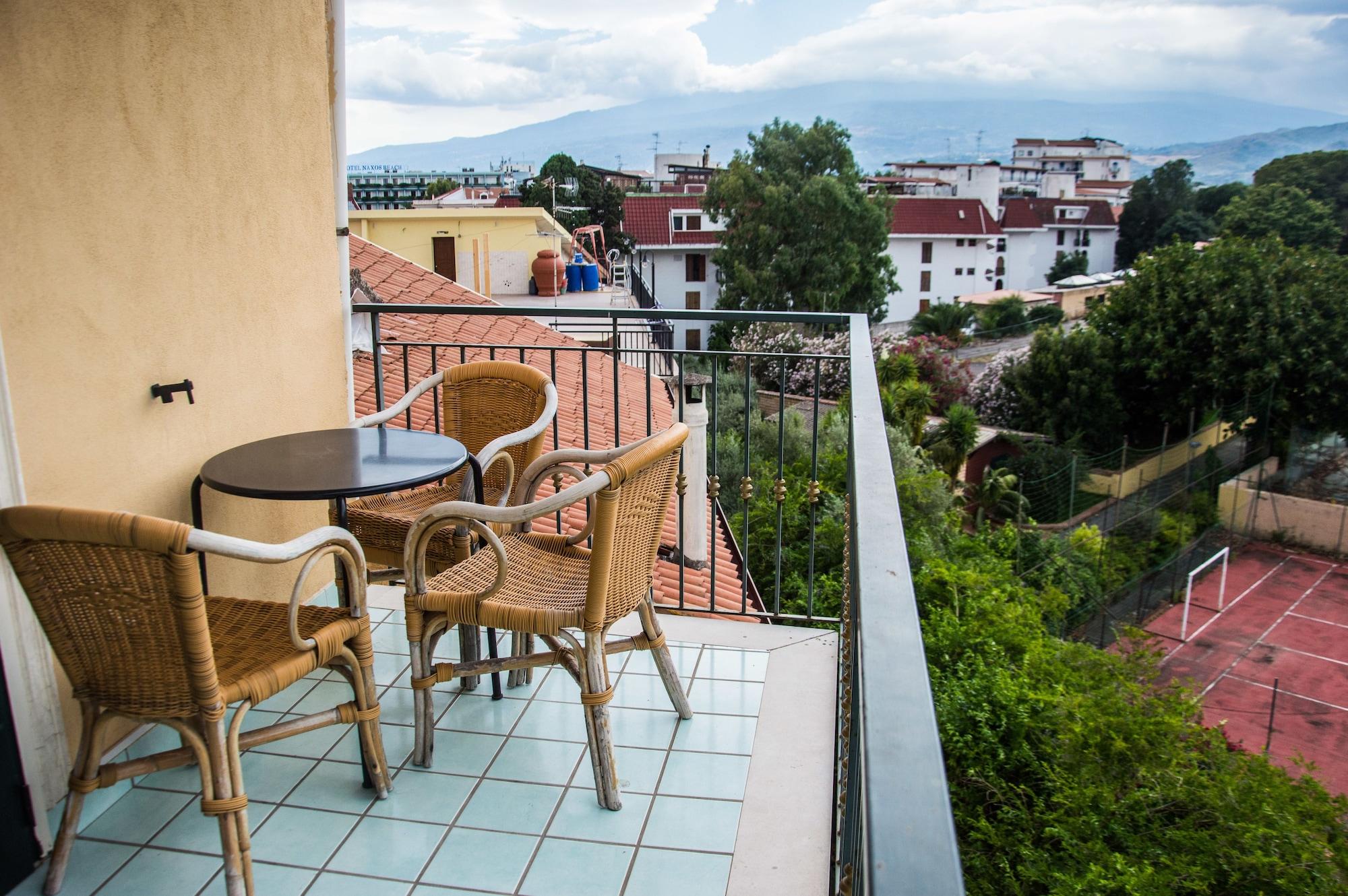 Hotel & Apartments Villa Linda 지아르디니낙소스 외부 사진