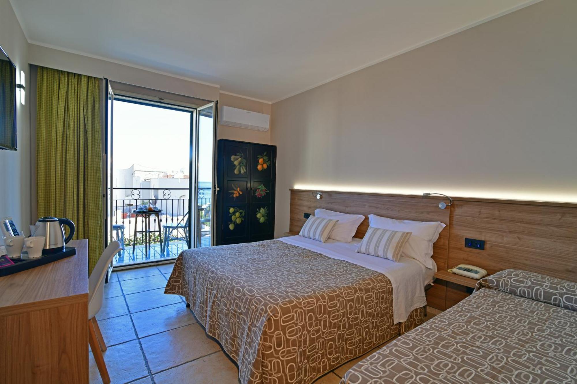 Hotel & Apartments Villa Linda 지아르디니낙소스 외부 사진