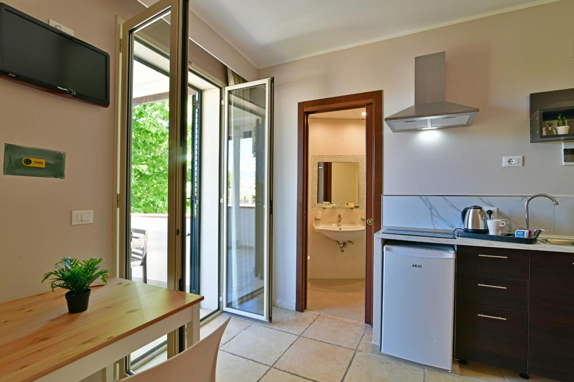 Hotel & Apartments Villa Linda 지아르디니낙소스 외부 사진