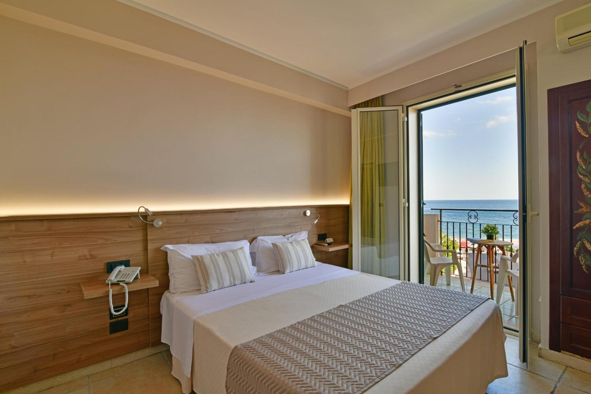 Hotel & Apartments Villa Linda 지아르디니낙소스 외부 사진