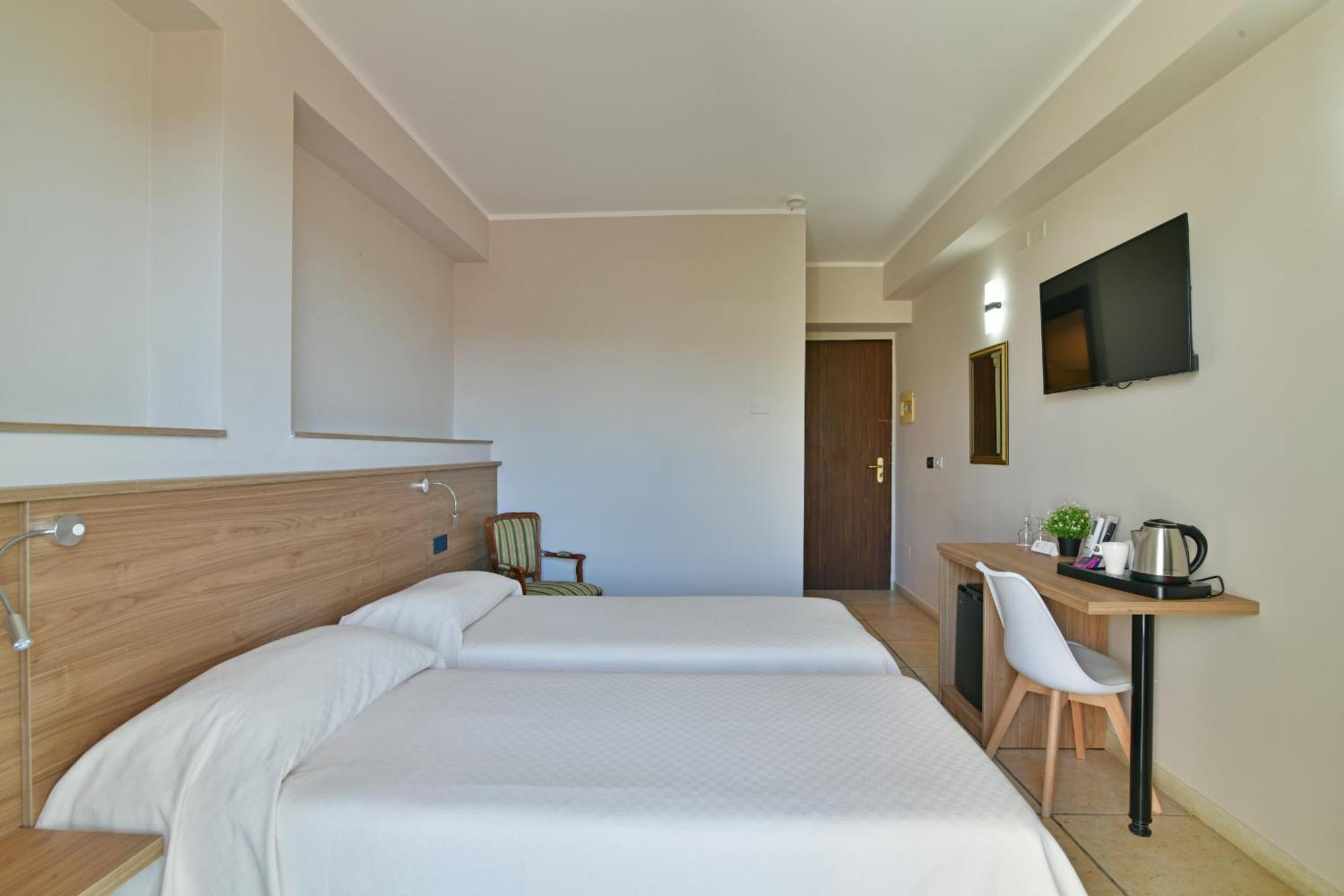 Hotel & Apartments Villa Linda 지아르디니낙소스 외부 사진