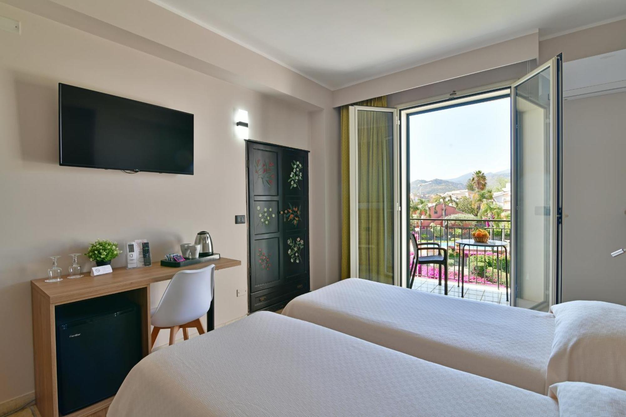 Hotel & Apartments Villa Linda 지아르디니낙소스 외부 사진