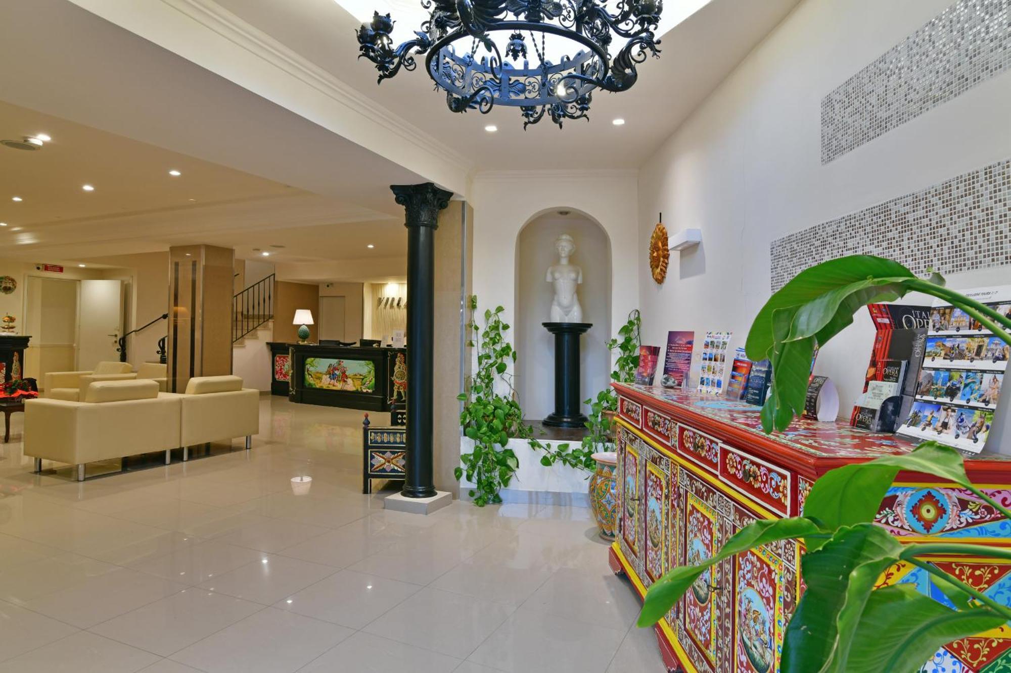 Hotel & Apartments Villa Linda 지아르디니낙소스 외부 사진