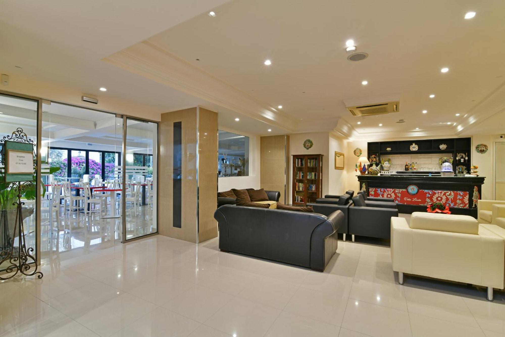 Hotel & Apartments Villa Linda 지아르디니낙소스 외부 사진