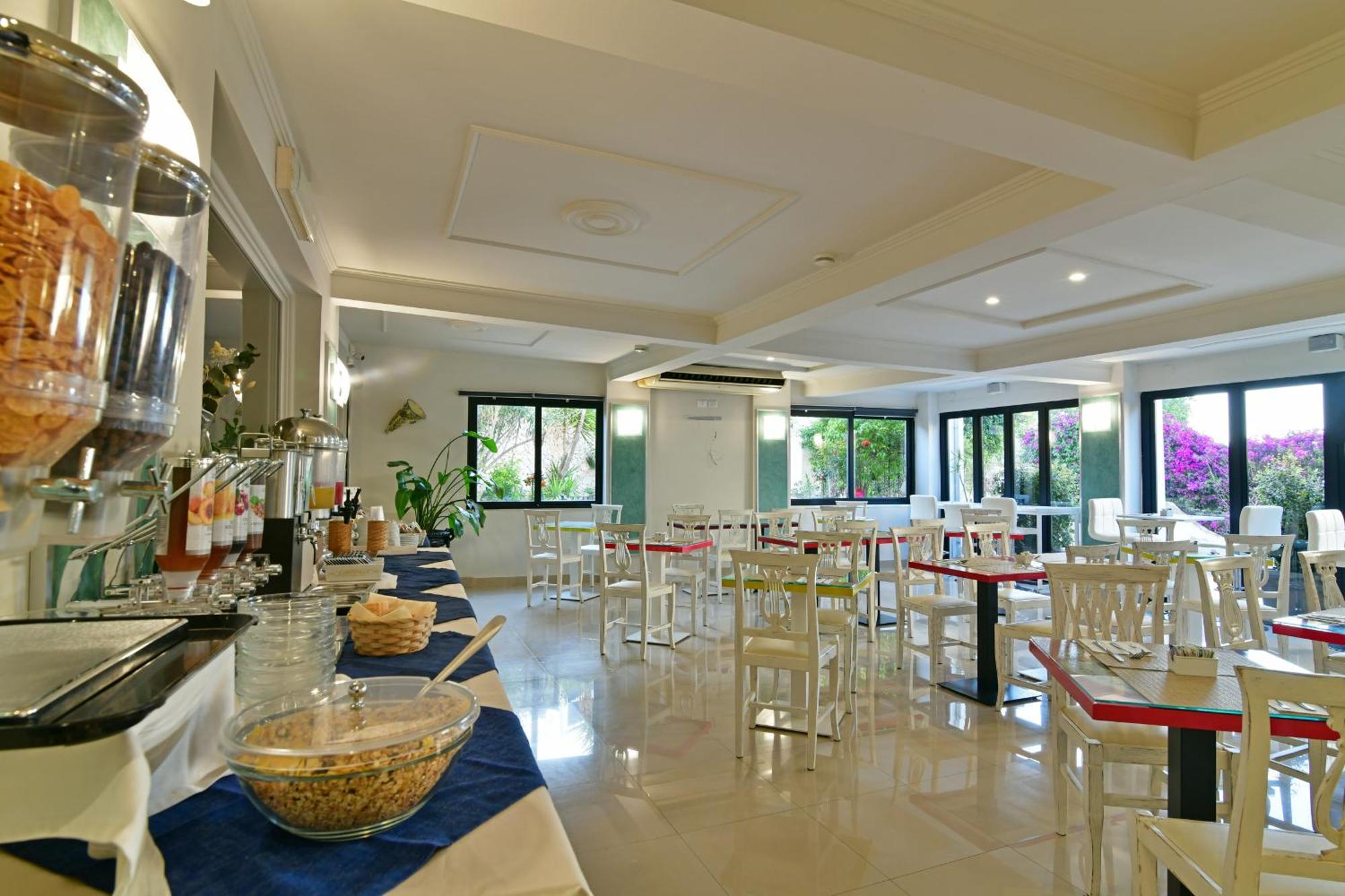 Hotel & Apartments Villa Linda 지아르디니낙소스 외부 사진