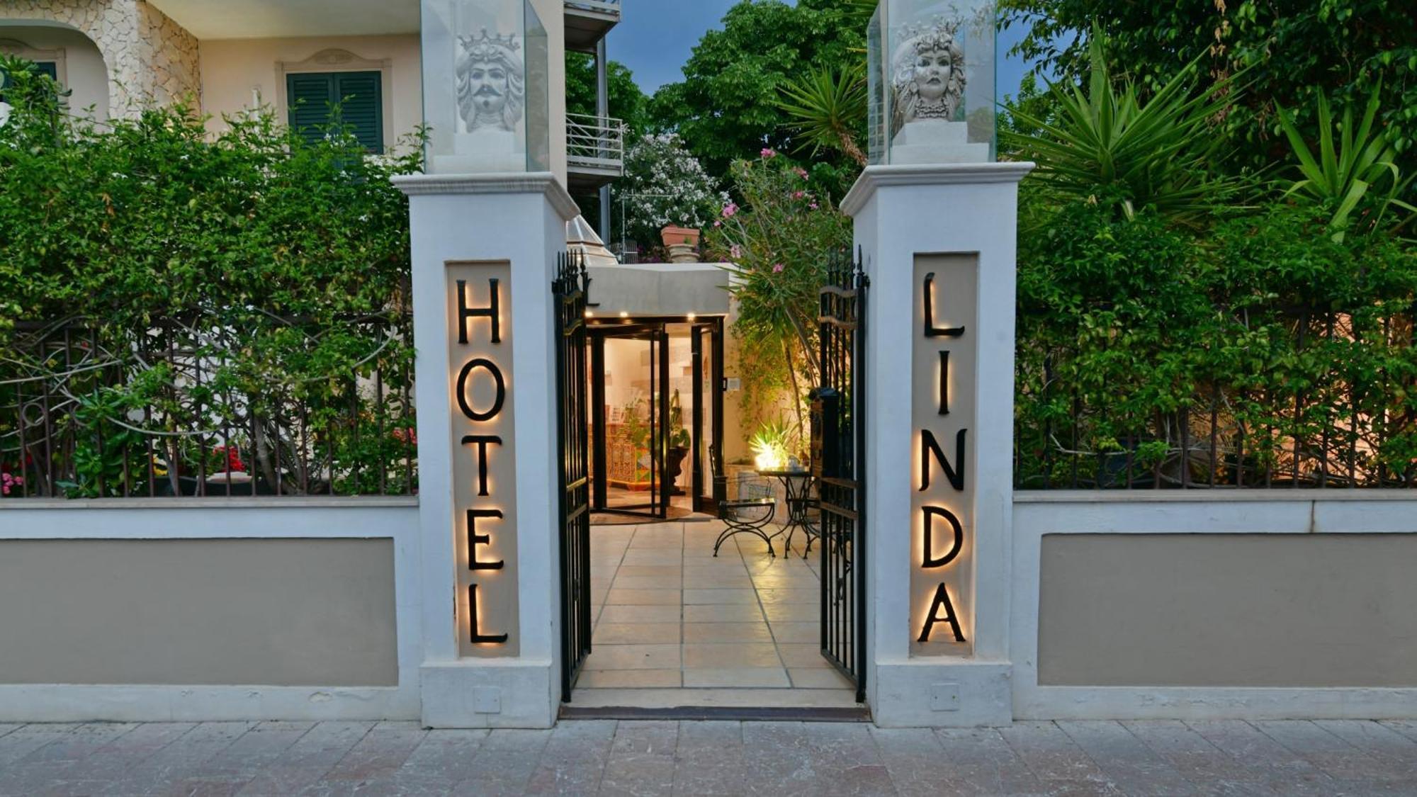 Hotel & Apartments Villa Linda 지아르디니낙소스 외부 사진